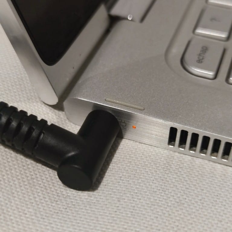 Dépannage informatique à Pontivy – réparation PC portable - remplacement de batterie