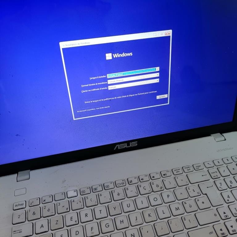 Dépannage informatique à Pontivy – réparation PC portable - installation de windows 11